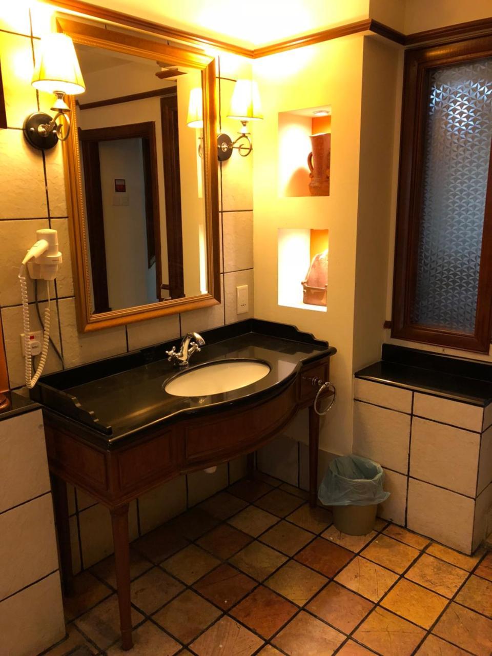 Private Water Chalet Порт-Диксон Экстерьер фото